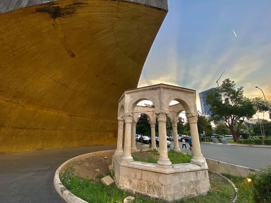City Centre Big Art'Partment Heart Of The Capital Tirana Exterior foto